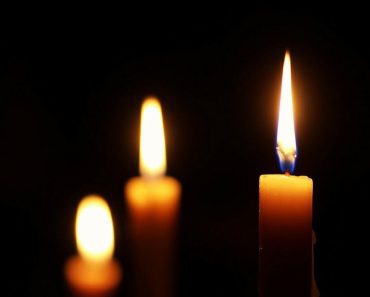 Velika tuga: Preminuo sin čuvenog pevača, tužne vesti potvrdio je njegov stric Velika tuga: Preminuo sin čuvenog pevača, tužne vesti potvrdio je njegov stric