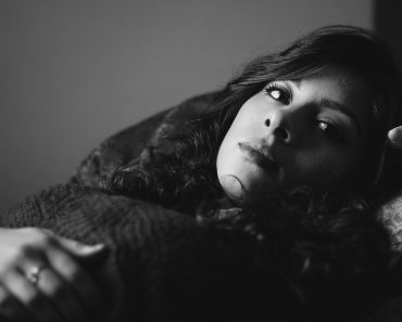 „Ovo sam radila u dnevnoj – a onda me zatekao sestrin muž.“ „Ovo sam radila u dnevnoj – a onda me zatekao sestrin muž.“