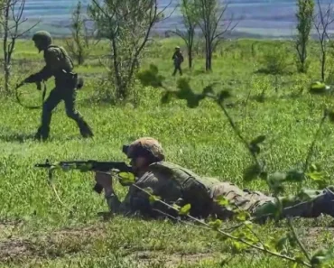 Rusi upravo probili granicu: Strašan okršaj u srcu Ukrajine, Putinove trupe munjevito upadaju u novu oblast Rusi upravo probili granicu: Strašan okršaj u srcu Ukrajine, Putinove trupe munjevito upadaju u novu oblast