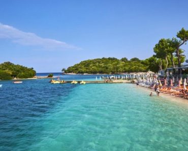 Srbi krenuli na more u Albaniju, pa zbog susreta s Albancem ostali u šoku: Zbog njegovih reči su…