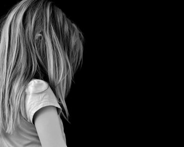 “Osećam se užasno zbog onoga što sam uradila ćerki od svog muža…”