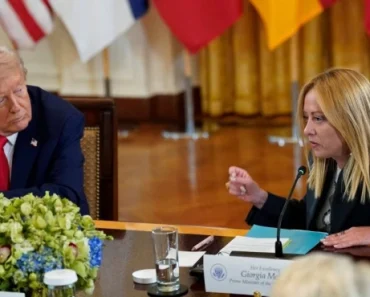 Meloni nije znala da je mikrofon uključen! Ovo rekla za Trampa! “Ali on to voli, obožava da…” (VIDEO)