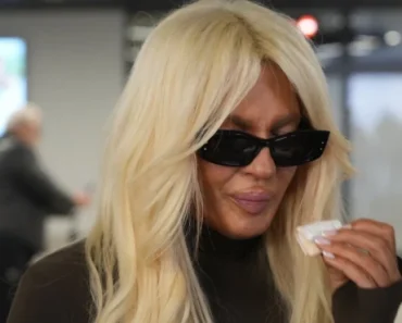 “Ne mogu da verujem da su ga ubili”: Karleuša zanemela, ne dolazi sebi od šoka “Ne mogu da verujem da su ga ubili”: Karleuša zanemela, ne dolazi sebi od šoka