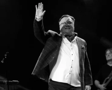 TUŽNA SLIKA IZ BOLNIČKE SOBE U KOJOJ JE UMRO HALID BEŠLIĆ Evo šta se nalazilo na onkologiji, poznati lekar pokazao prizor (FOTO)