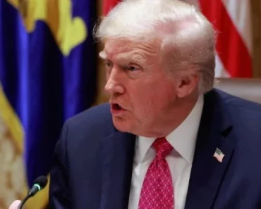 Šokantan obrt! Hitno se oglasio Tramp – Evo šta je rekao o vesti da je dozvolio Ukrajini da gađa Rusiju Šokantan obrt! Hitno se oglasio Tramp – Evo šta je rekao o vesti da je dozvolio Ukrajini da gađa Rusiju