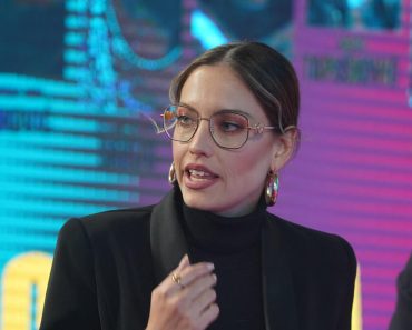 KONAČNO SE OGLASILA MIRKA VASILJEVIĆ: Evo gde se nalazi glumica u jeku drame kroz koju prolazi Vujadin Savić