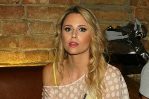 ŽENO DRAGA! Cela nacija u šoku zbog imena koje je Bojana dala detetu! Ni njenom MUŽU nije bilo dobro