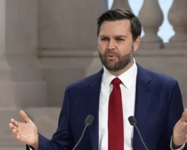 Šokantno priznanje američkog potpredsednika: Ukrajinci su svesni šta ih čeka Šokantno priznanje američkog potpredsednika: Ukrajinci su svesni šta ih čeka