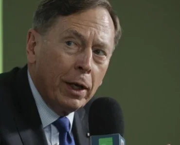 Stravično predviđanje bivšeg šefa CIA: Samo dva poteza su dovoljna da se reši Putin Stravično predviđanje bivšeg šefa CIA: Samo dva poteza su dovoljna da se reši Putin