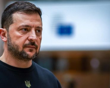 ZELENSKI SE OGLASIO POD OKRILJEM NOĆI, PA DIGAO PLANETU NA NOGE! Izneo sve i svašta u javnost, pazite samo ovo!