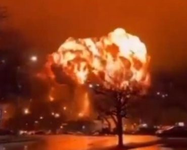 GORI RUSIJA OD KASPIJSKOG MORA DO MOSKVE Ukrajinci brutalno napali, nezapamćen haos! TALAS EKSPLOZIJA, VELIKA DRAMA